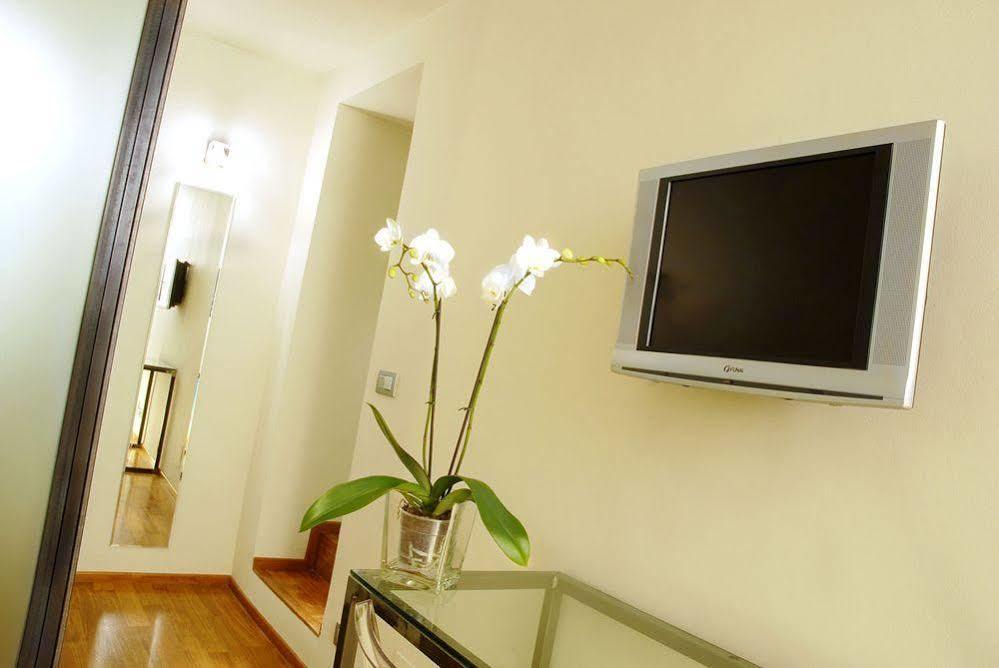 B&B Terres D'Aventure Suites Turin Ngoại thất bức ảnh